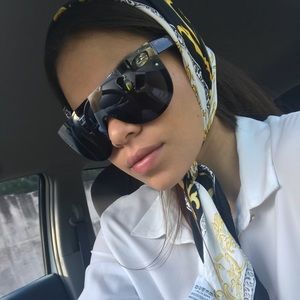 Meet your Posher, Daniela